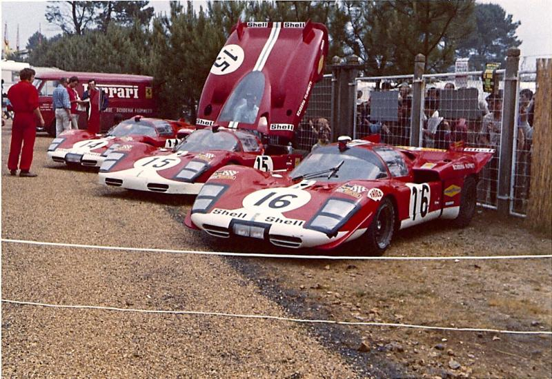 Porsche’s main contender: the Ferrari 512S. Three of them. Source: hellformotors.tumblr.com